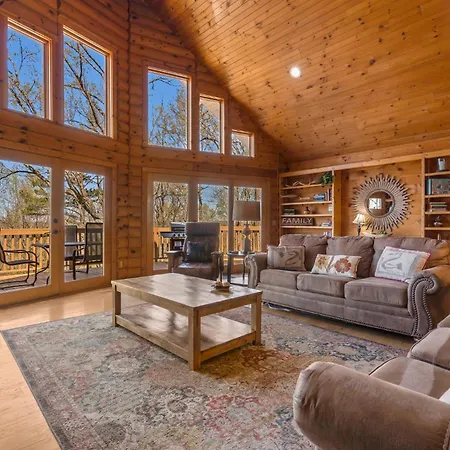 Hideaway Lodge
